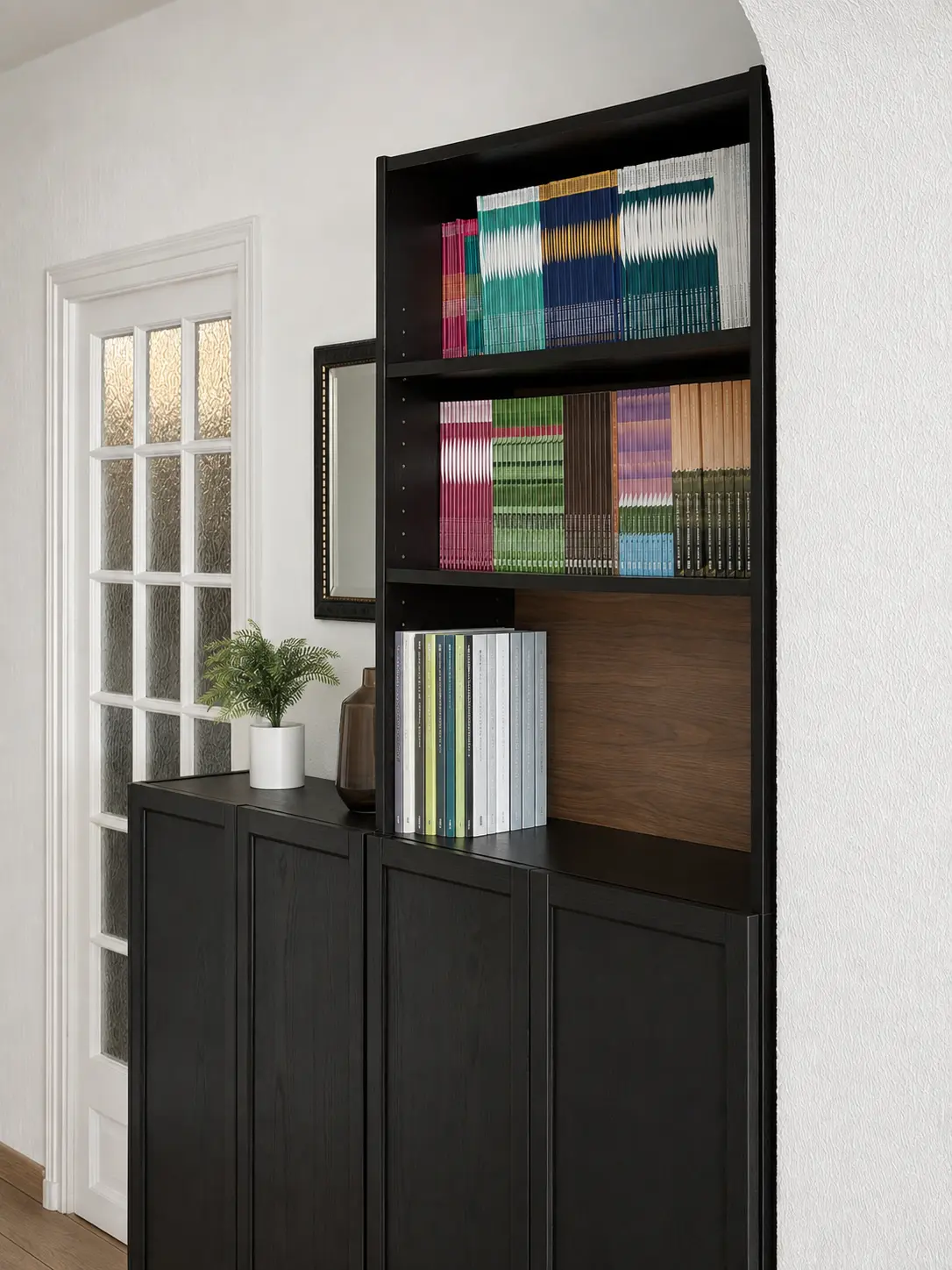Rangements et livres dans l’espace de travail